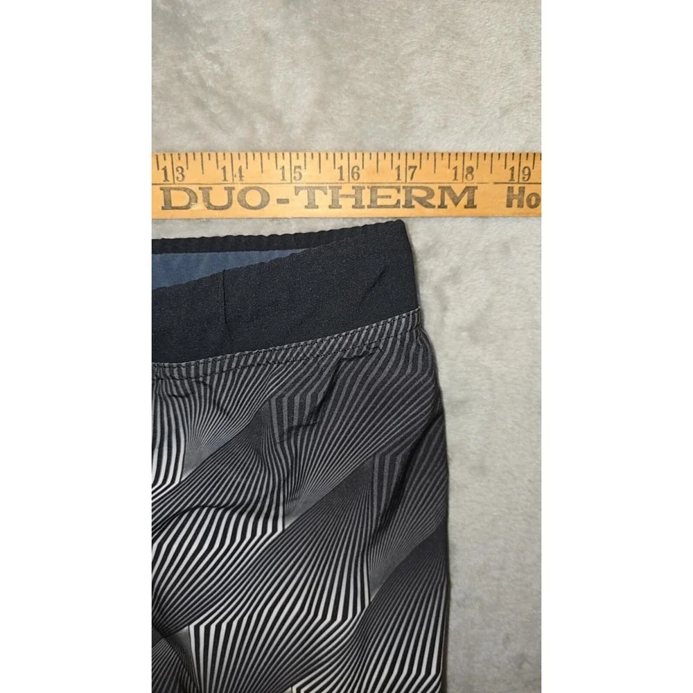 Speedo Swim‎ Shorts Men's 36 Gray Trunks Beachwear Above The Knee Lightly Worn